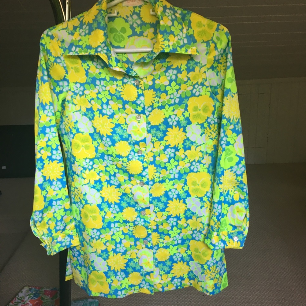 Vintage Lilly shirt, excellence condition.